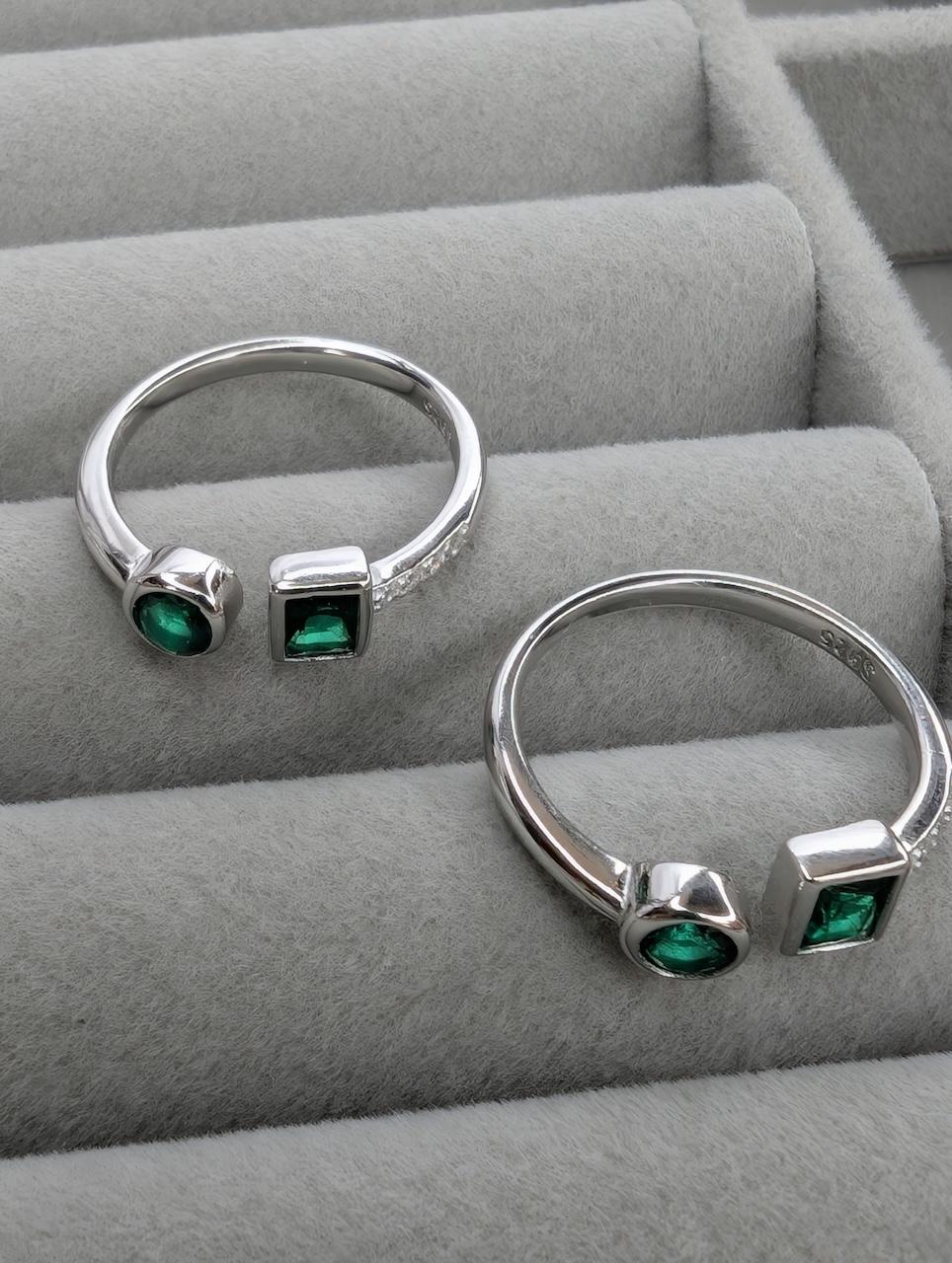 Kundan Toe Ring - Image 2