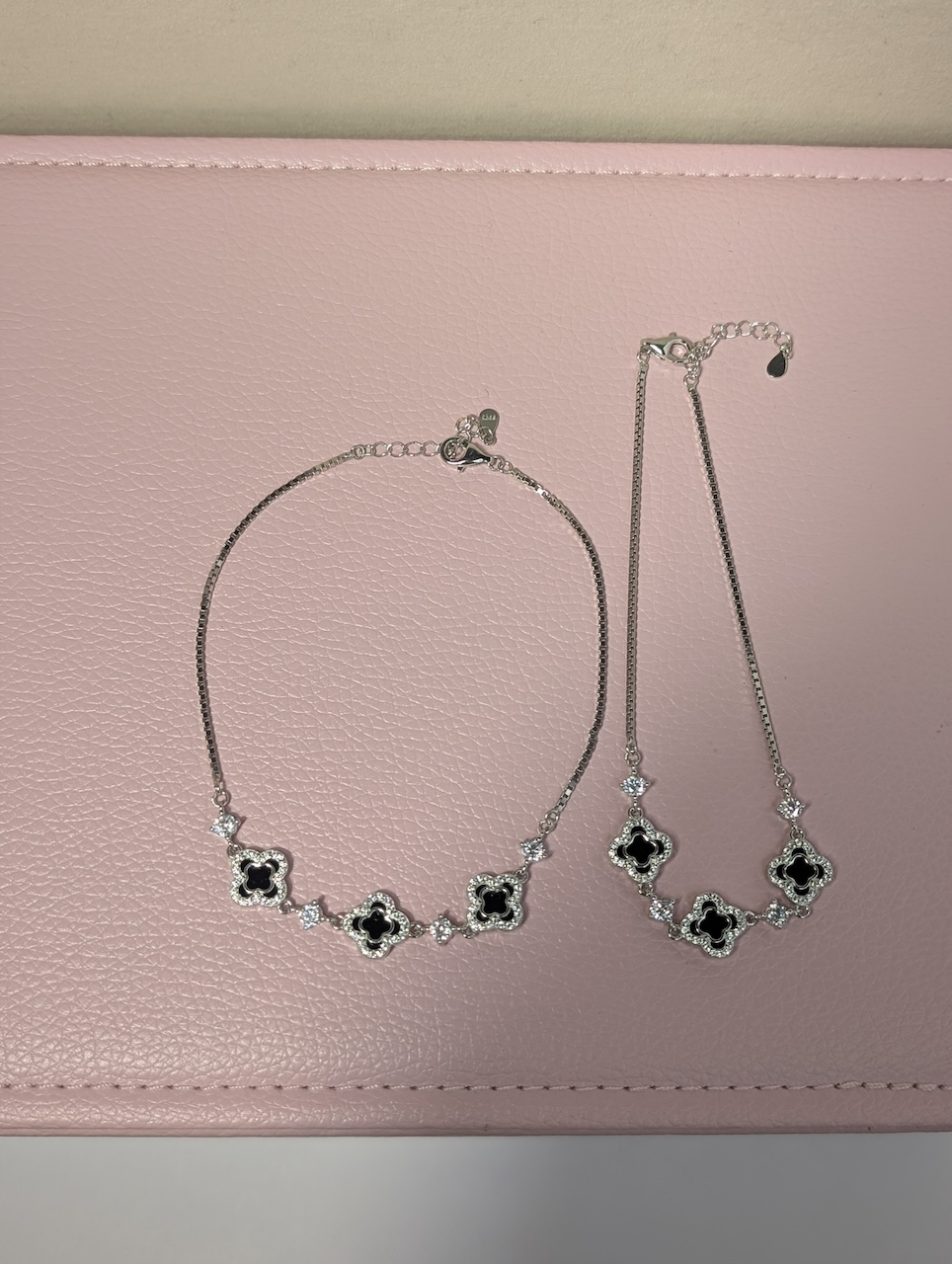 Midnight Clover Silver Anklet - Image 4