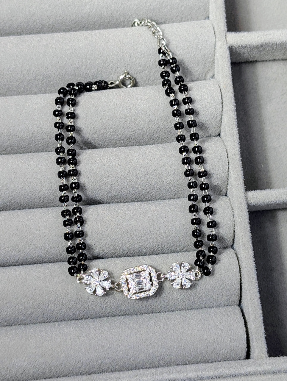 Eternal Spark Mangalsutra Bracelet - Image 3