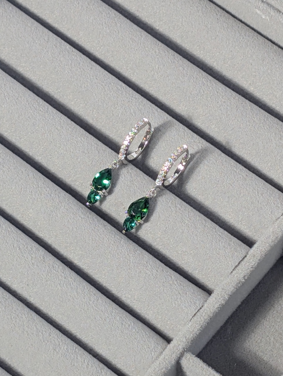 Green Kundan Hoops - Image 2