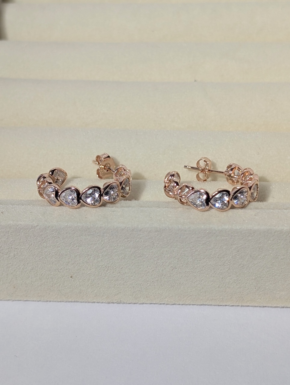 Eternal Hearts Hoops - Image 3