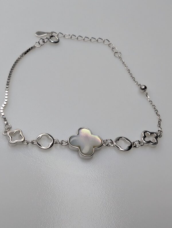 Clover Bracelet